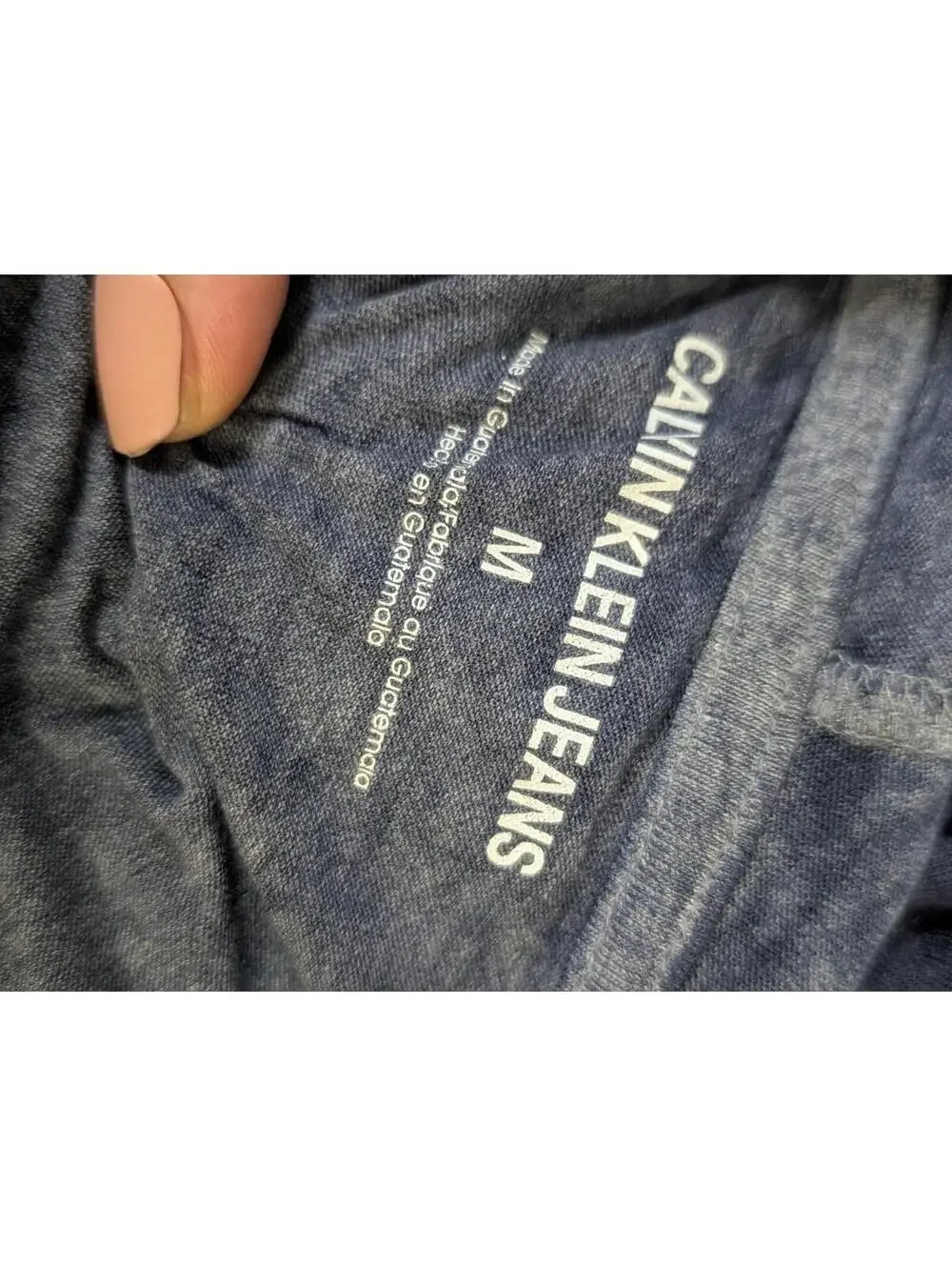 Calvin Klein Jeans Women's Logo Lightweight Relaxed Fit Hoodie Blue Medium - Picture 4 of 4
